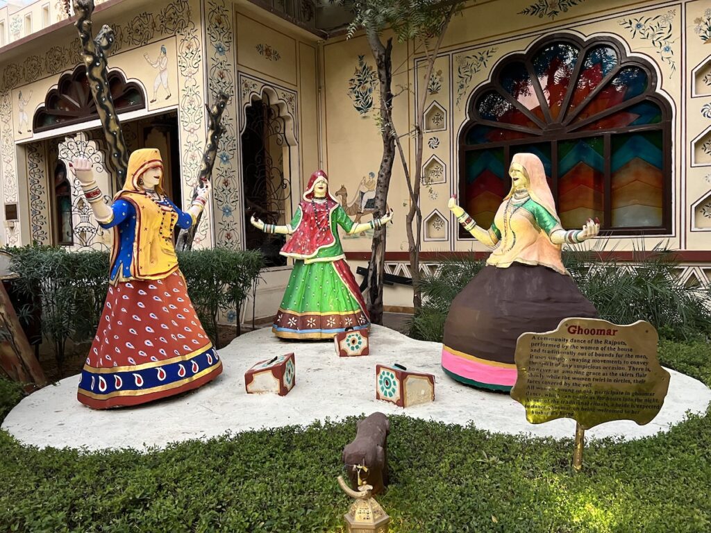 Ghoomar dancer statue on display in the grounds of the resort, Chokhi Dhani