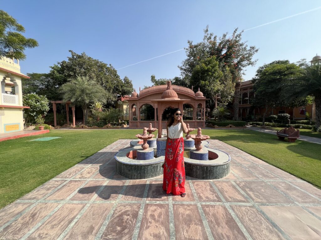 Stay at Chokhi Dhani in Jaipur, Jaipur Airport to Chokhi Dhani