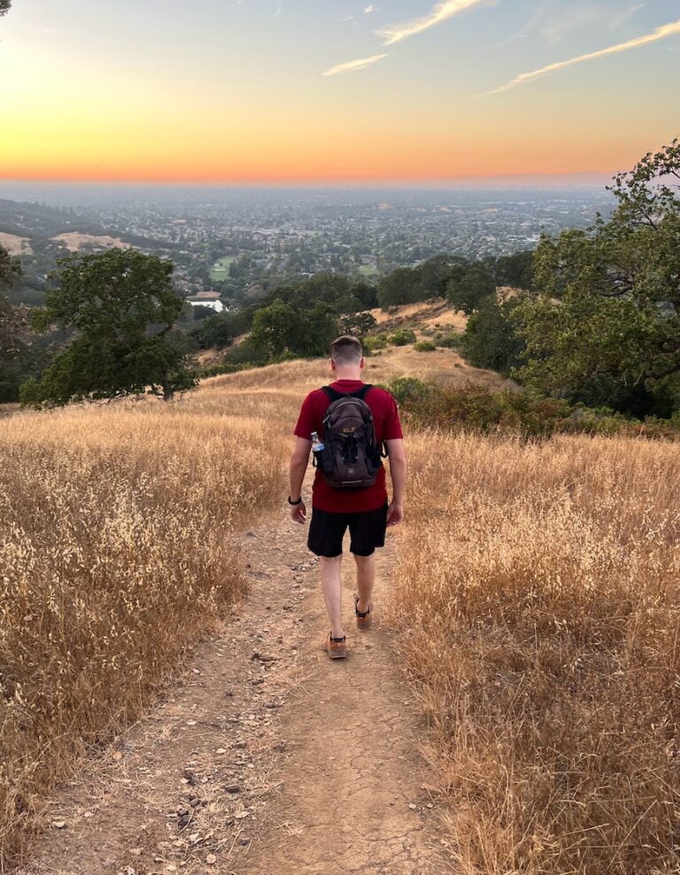 Hiking backpack (packing list for hiking)