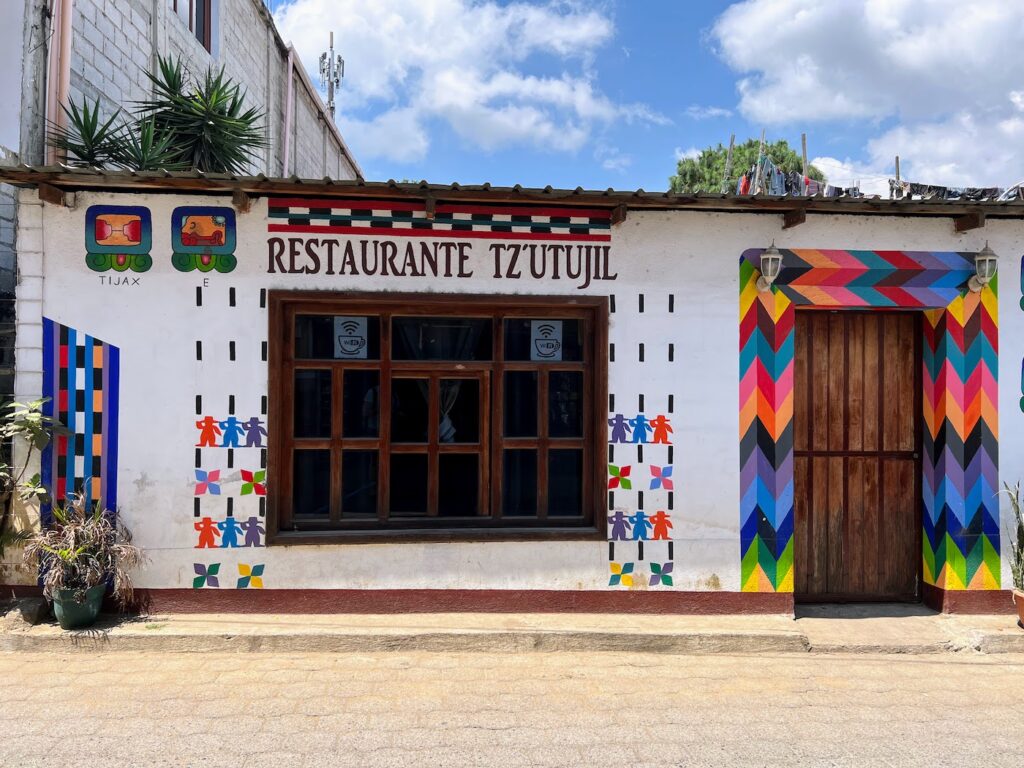Restaurante Tzutijil front view