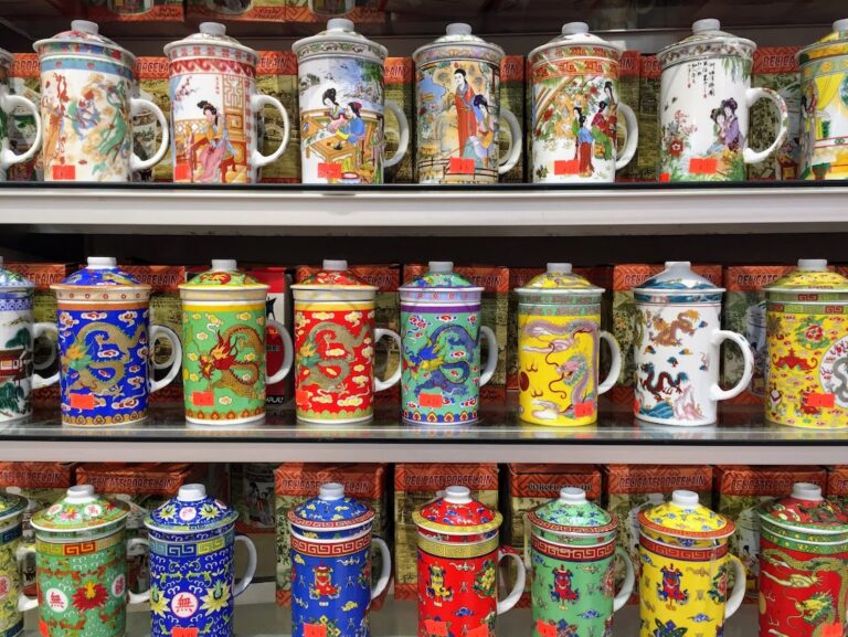 Tea cups in Chinatown